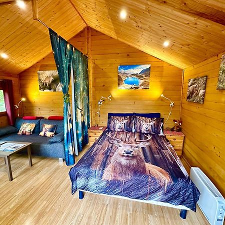 Chalet Sur Pilotis Avec Piscine Privee Luceram Luaran gambar