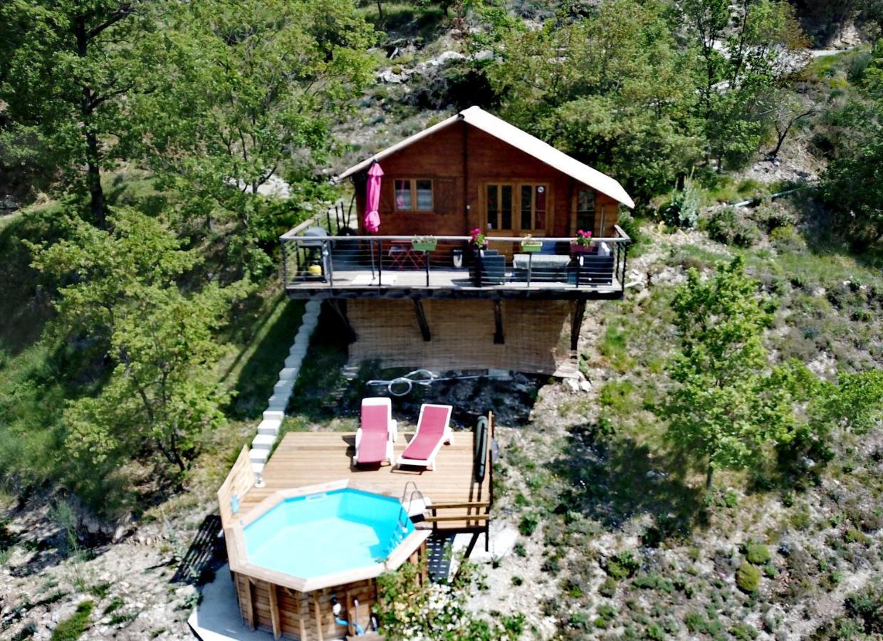 Chalet Sur Pilotis Avec Piscine Privee Luceram Luaran gambar