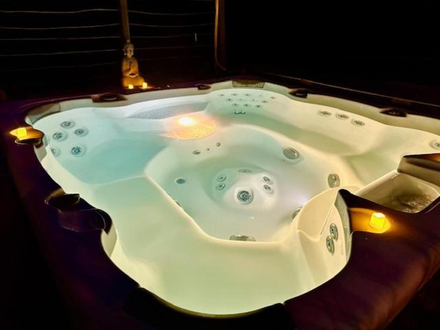 Chalet Sur Pilotis Avec Piscine Privee Luceram Luaran gambar